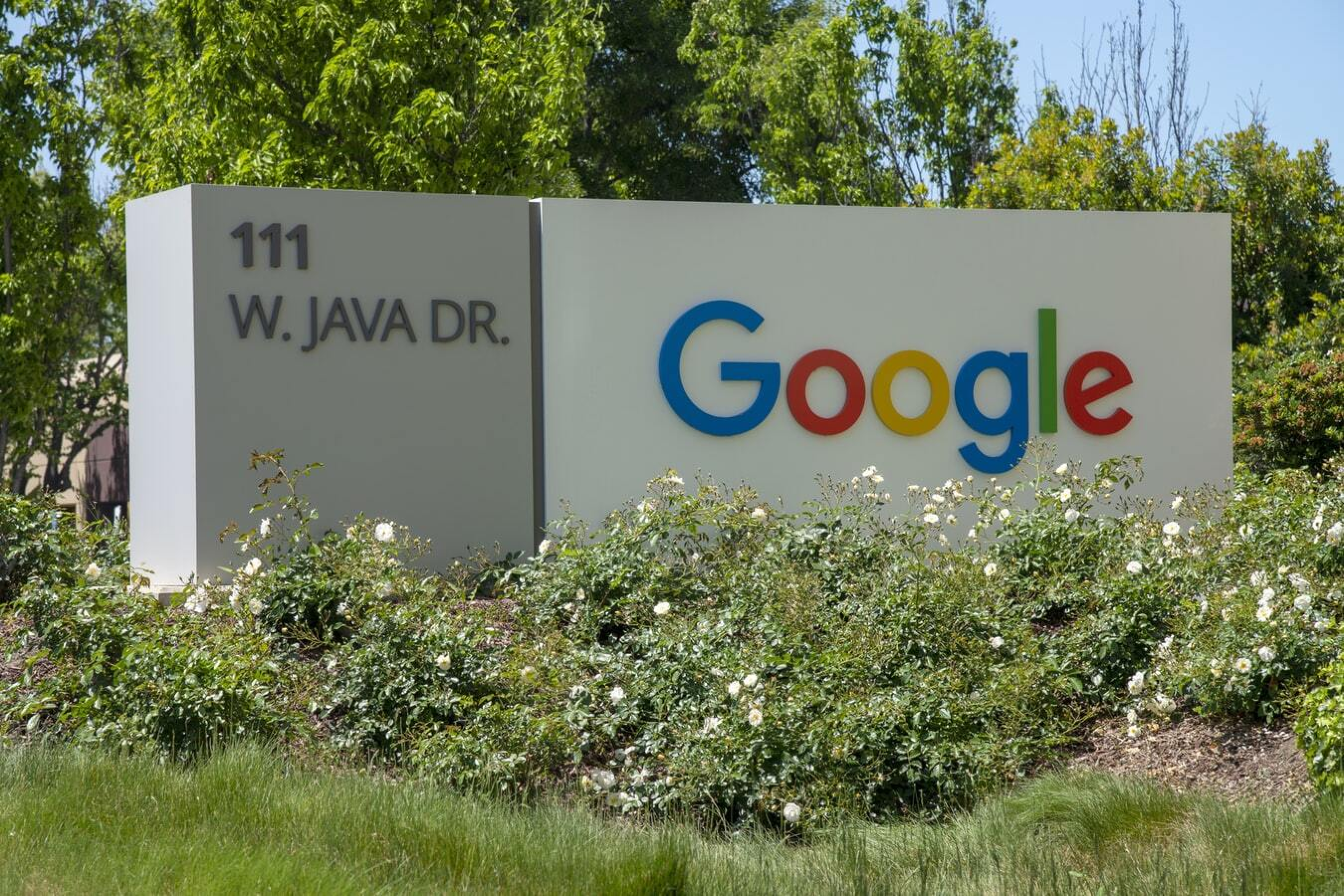 Decorative image of Google HQ, representing the future ban on third-party cookies